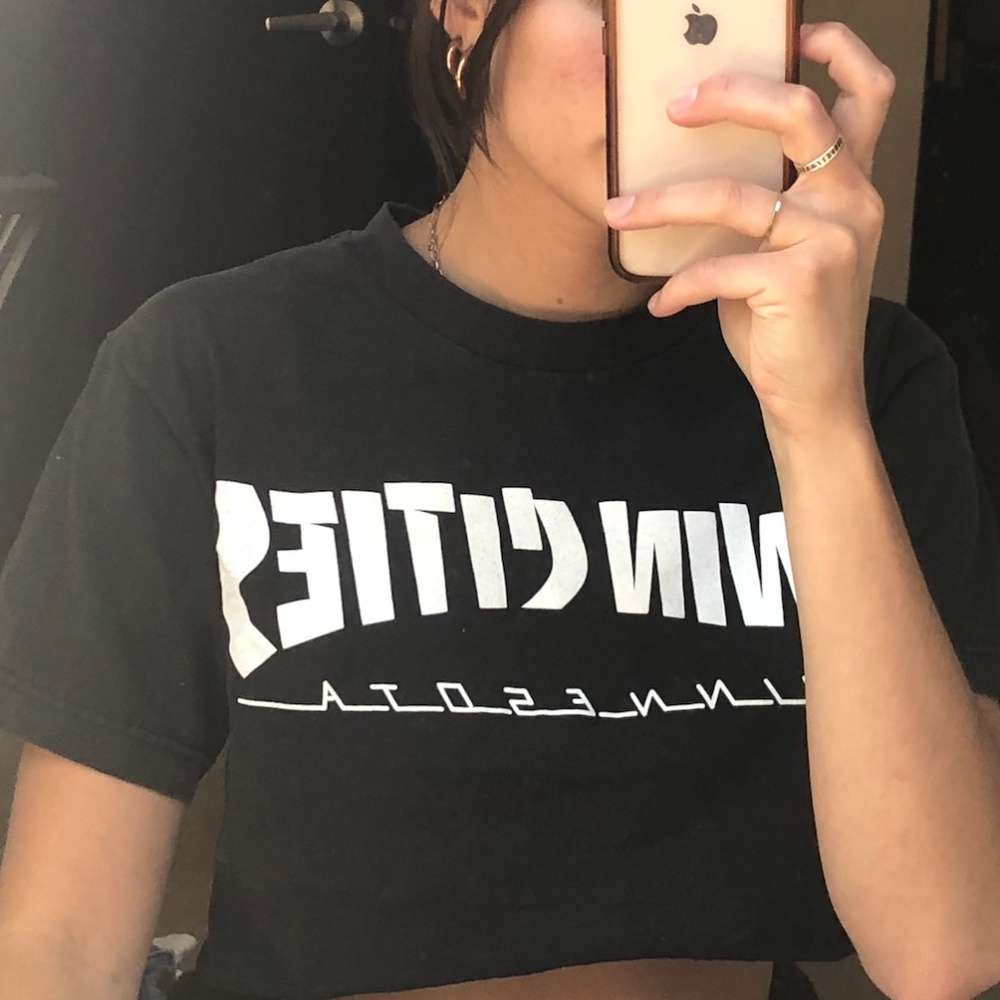 Cropped Minnesota tee